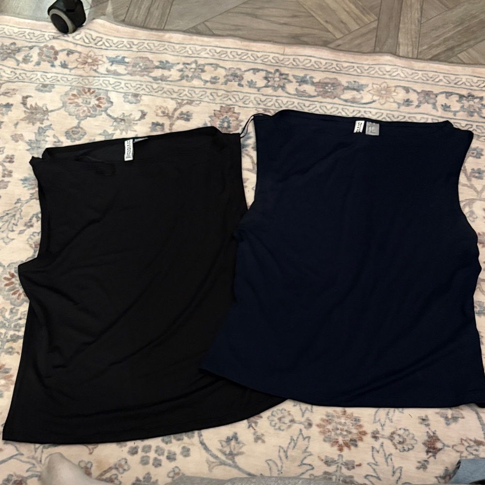 H&M Black and Navy Tank Tops